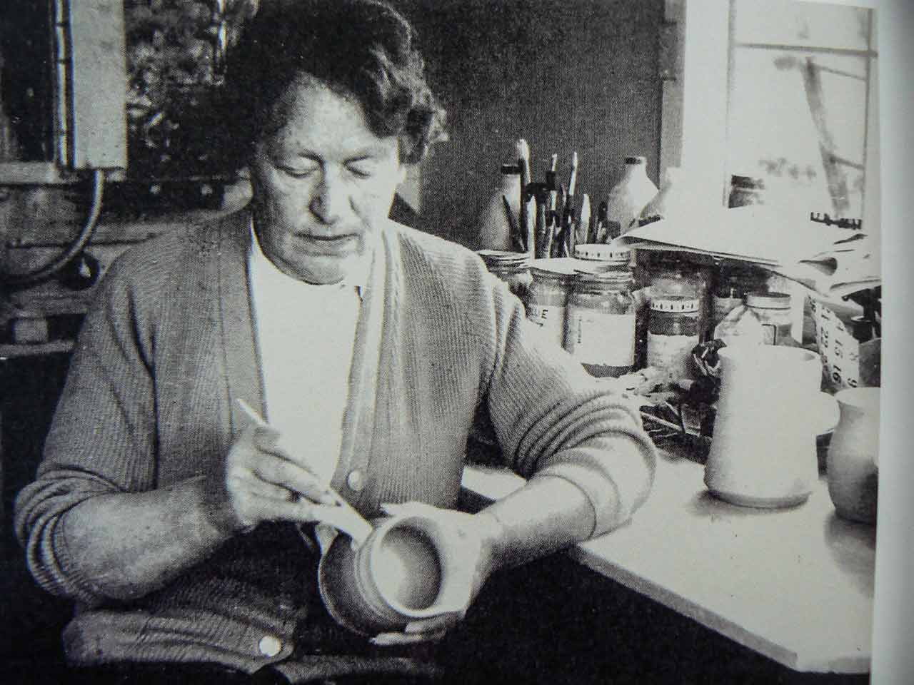 Pottery for Pleasure - Elizabeth Lissaman